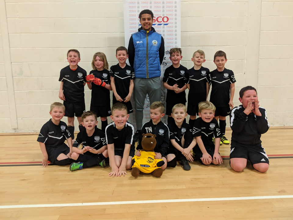 Dover Striker Jamie Allen Visits Whitfield U7s.